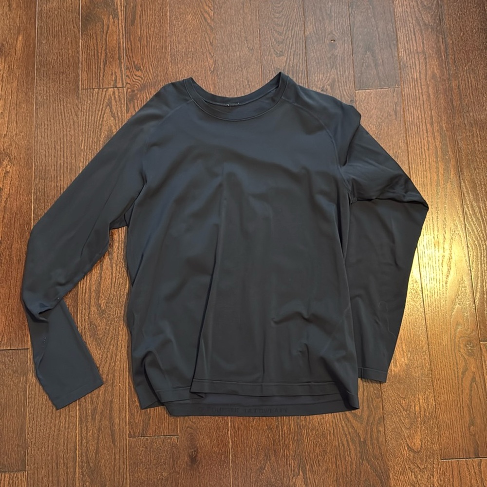 Long sleeve, Lululemon shirt